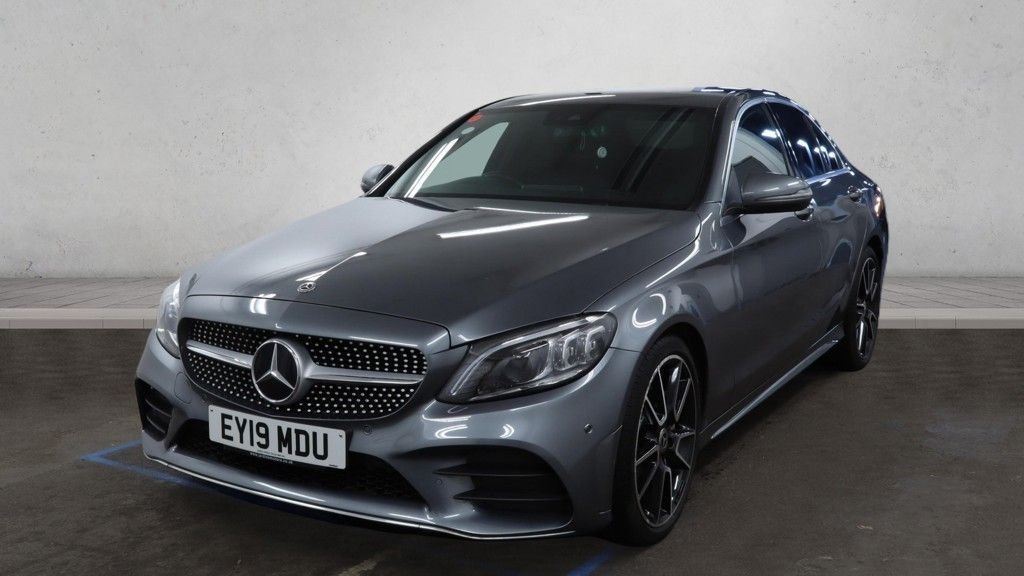 Used Mercedes-Benz C Class 2019 for sale - 78030505: Photo 2