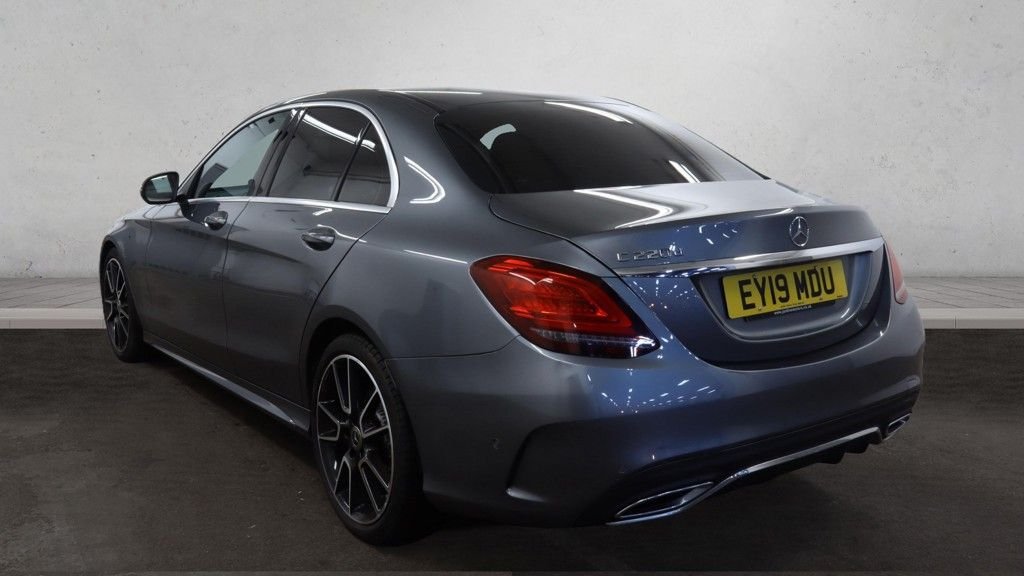 Used Mercedes-Benz C Class 2019 for sale - 78030505: Photo 3