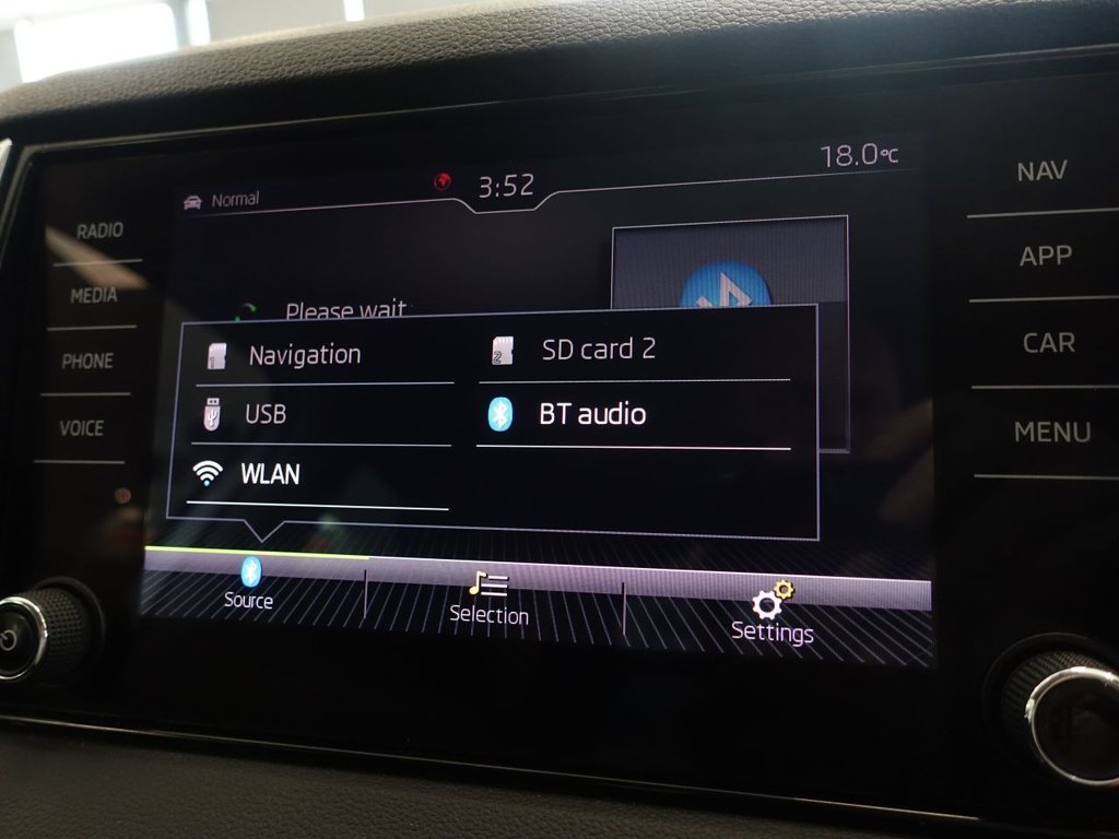 Used Skoda Karoq 2019 for sale - 77027243: Photo 30