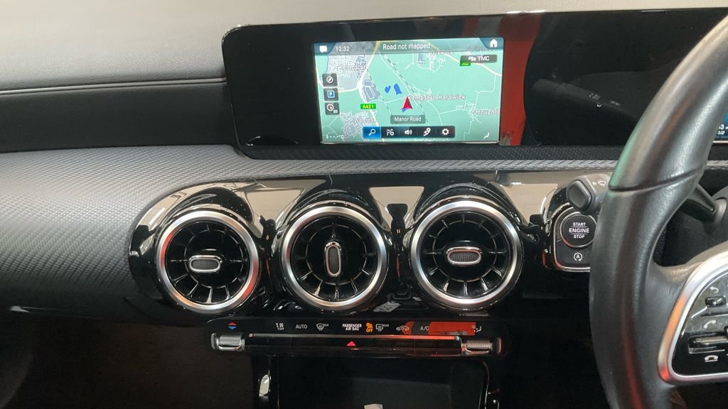 Used Mercedes-Benz A-Class 2020 for sale - 76396207: Photo 2