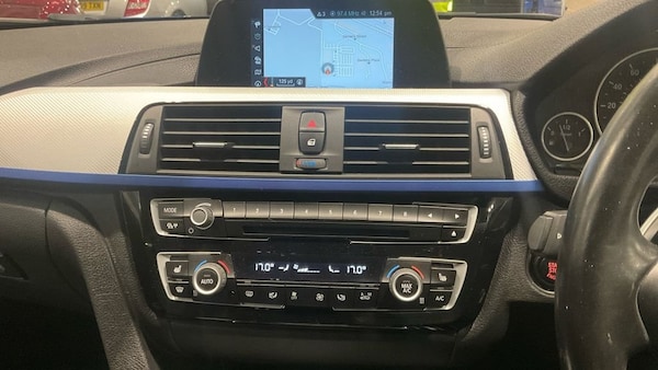 Used BMW 3 Series 2018 for sale - 76203449: Photo 2
