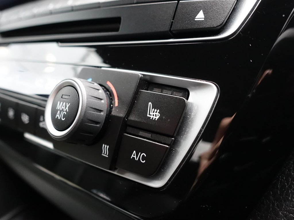 Used BMW 3 Series 2018 for sale - 76203449: Photo 30