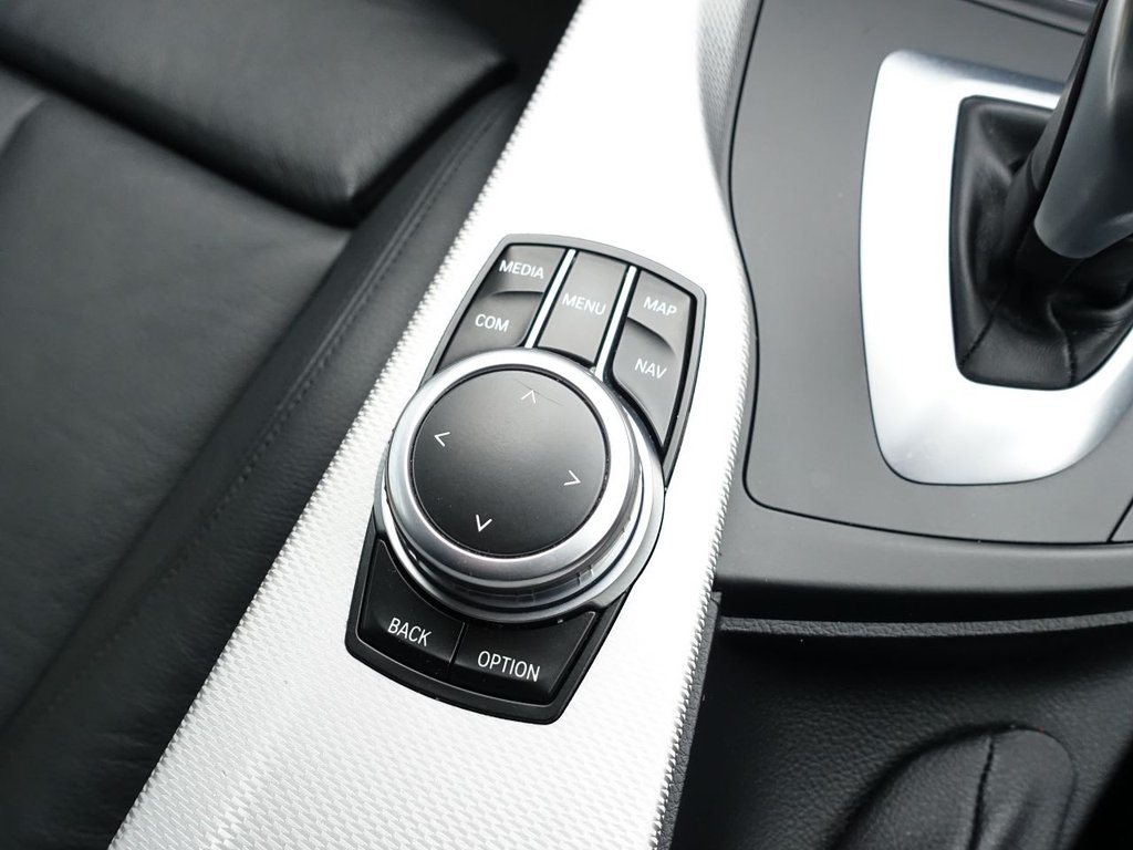 Used BMW 3 Series 2018 for sale - 76203449: Photo 33