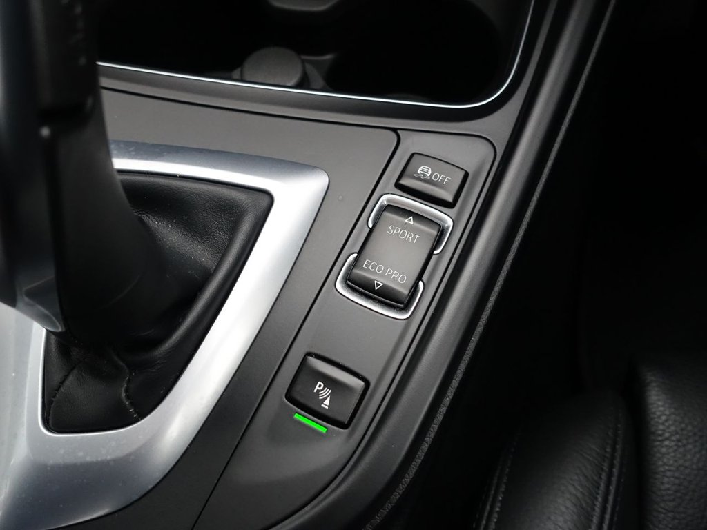 Used BMW 3 Series 2018 for sale - 76203449: Photo 35