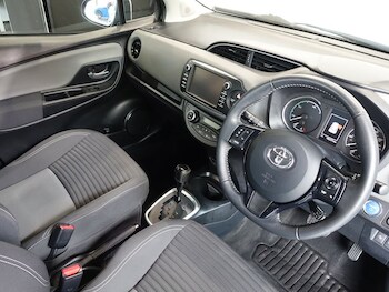 Used Toyota Yaris 2018 for sale - 79584302: Photo