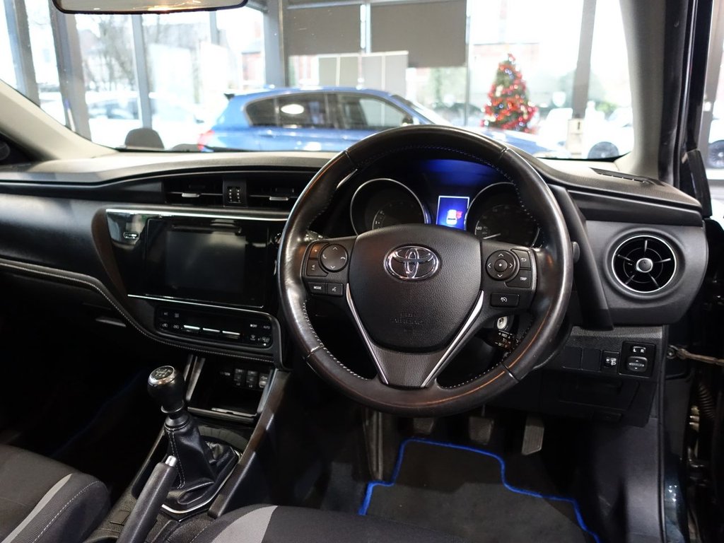 Used Toyota Auris 2015 for sale - 76985943: Photo 12