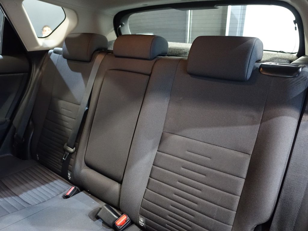 Used Toyota Auris 2015 for sale - 76985943: Photo 16