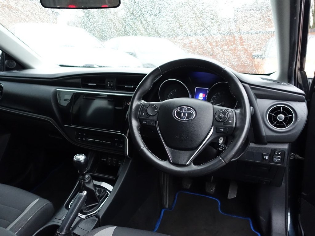 Used Toyota Auris 2015 for sale - 76985943: Photo 22