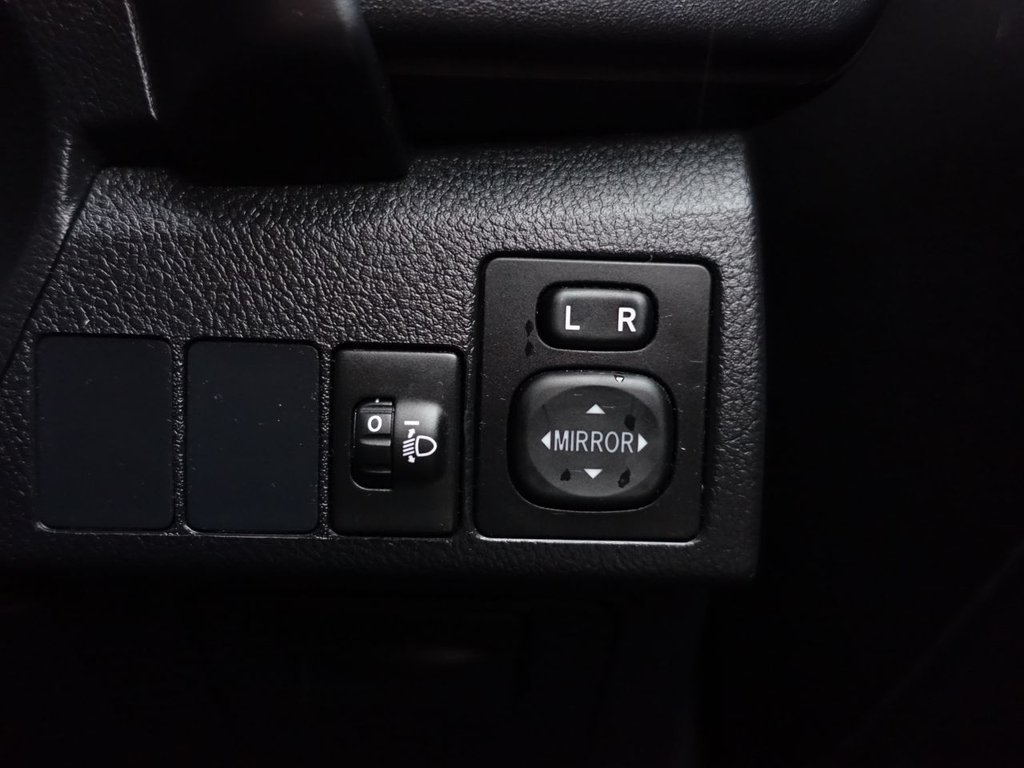 Used Toyota Auris 2015 for sale - 76985943: Photo 34