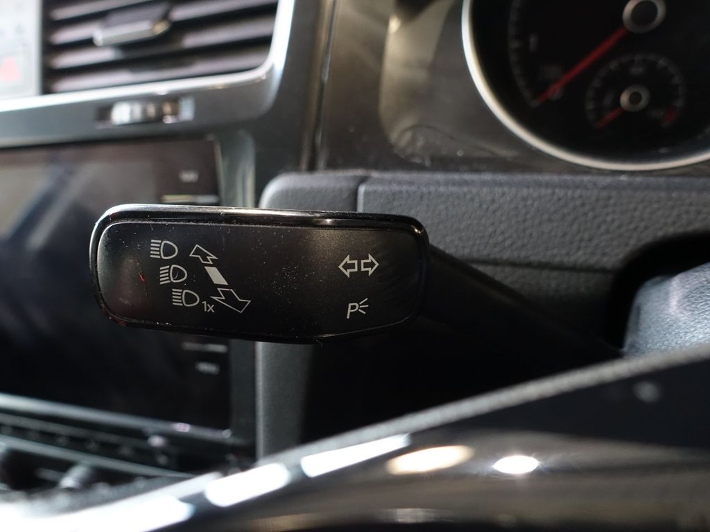 Used Volkswagen Golf 2020 for sale - 77643009: Photo 20