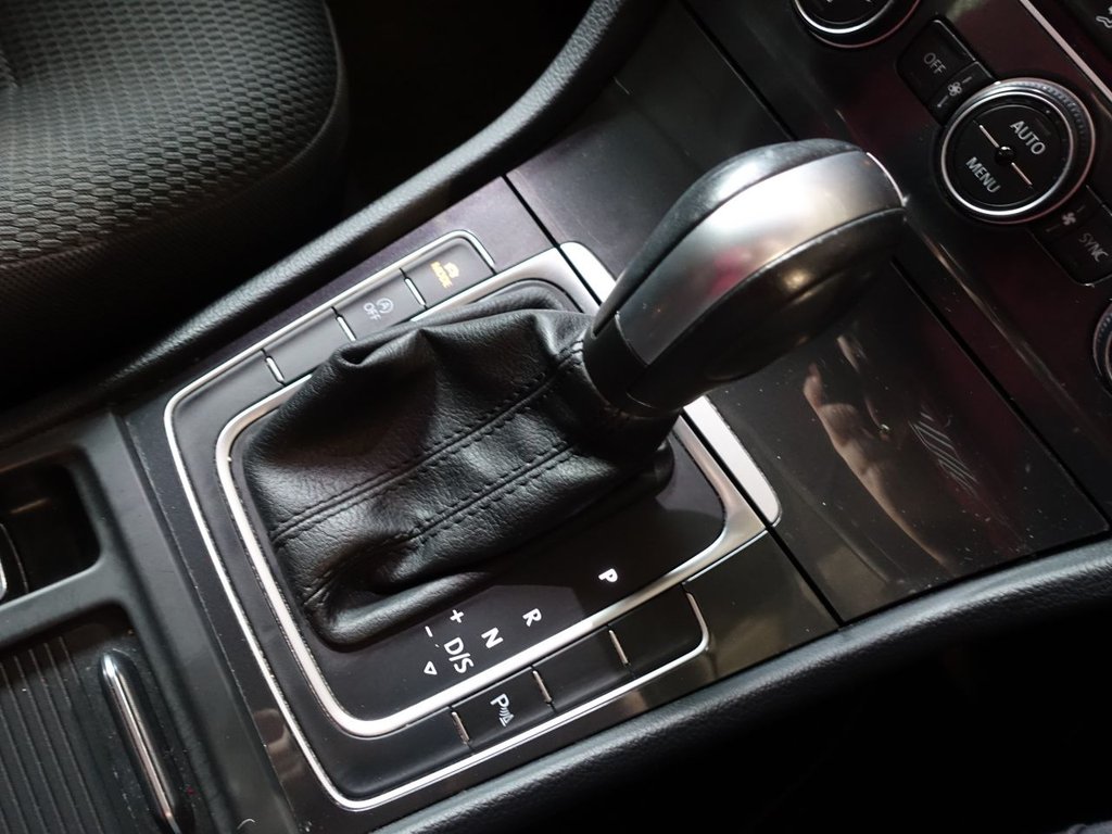 Used Volkswagen Golf 2020 for sale - 77643009: Photo 22