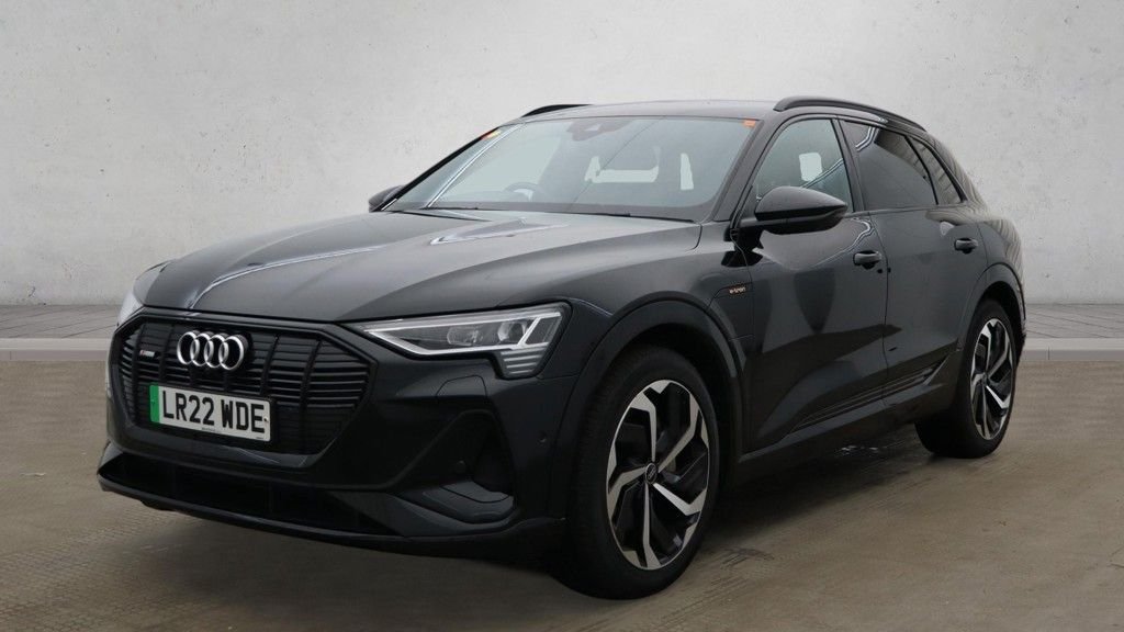 Used Audi e-tron 2022 for sale - 78083232: Photo 2