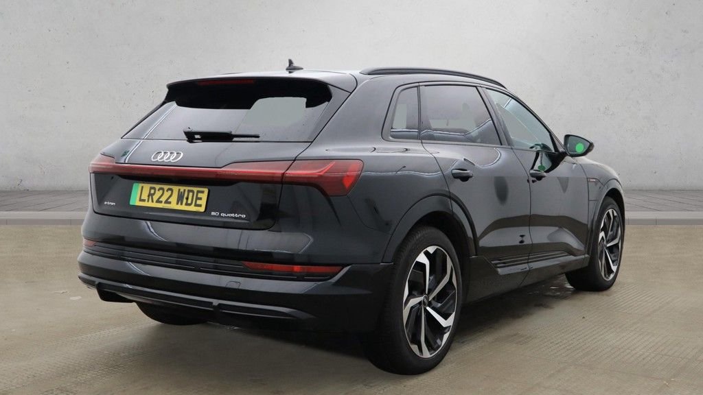 Used Audi e-tron 2022 for sale - 78083232: Photo 4