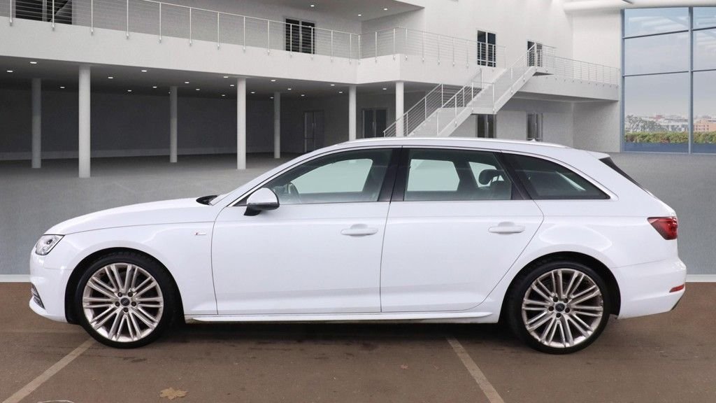 Used Audi A4 Avant 2018 for sale - 76439201: Photo 7