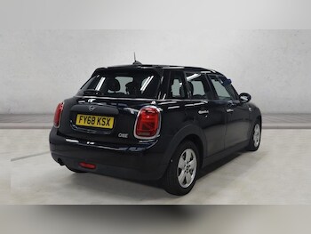 Used MINI Hatch 2018 for sale - 78206505: Photo