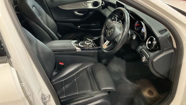 Used Mercedes-Benz C-Class 2018 for sale - 76203288: Photo 3