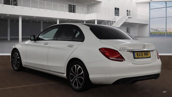 Used Mercedes-Benz C-Class 2018 for sale - 76203288: Photo 5