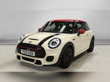Used MINI Hatch 2019 for sale - 77332914: Photo