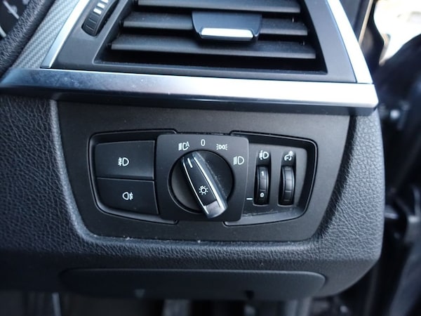 Used BMW 3 Series 2018 for sale - 75630467: Photo 39
