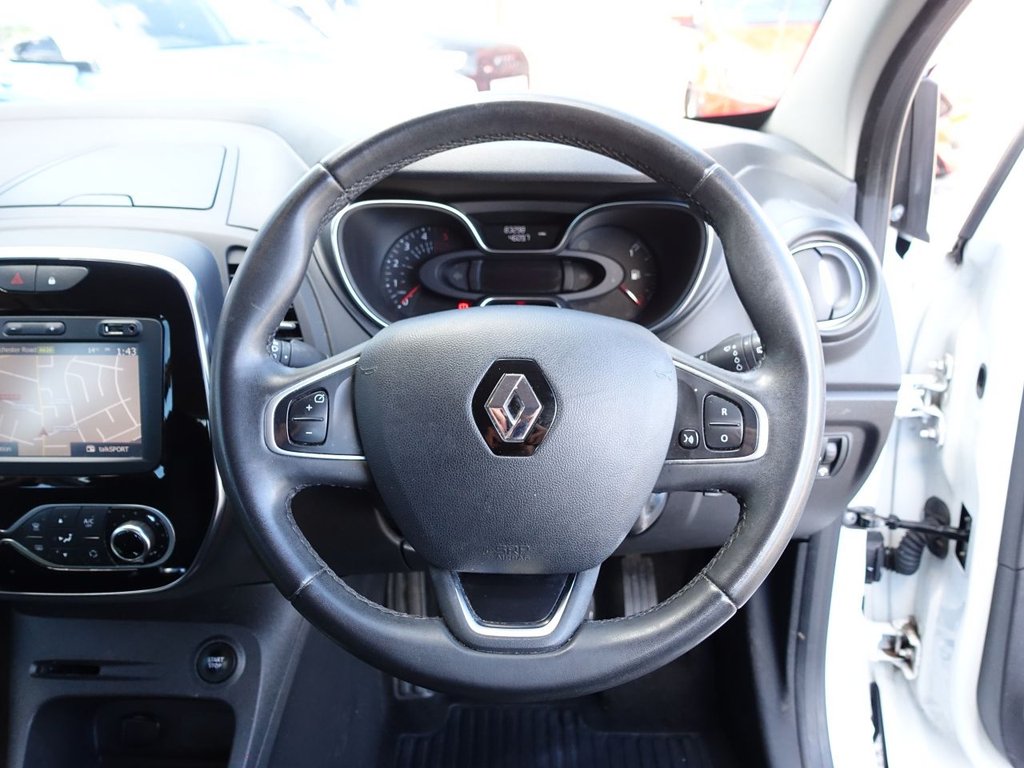 Used Renault Captur 2017 for sale - 75698270: Photo 21