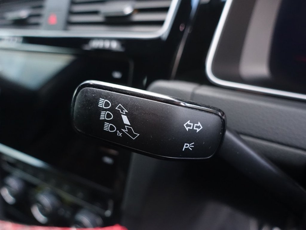 Used Volkswagen Golf 2019 for sale - 76315697: Photo 27