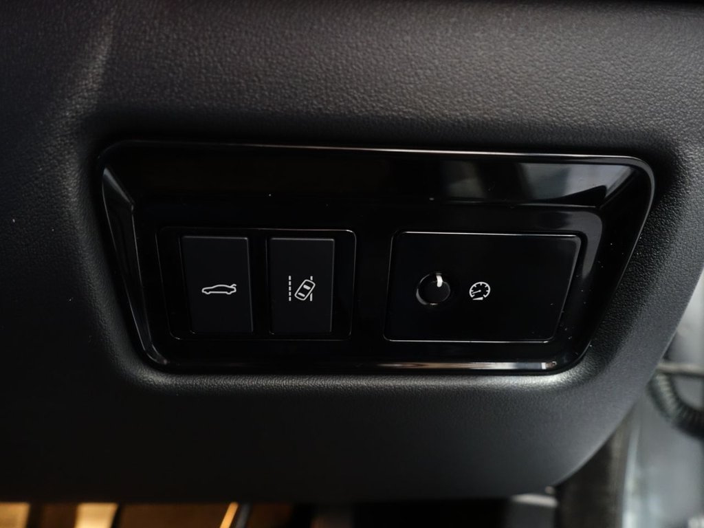 Used Jaguar XE 2016 for sale - 77594381: Photo 25