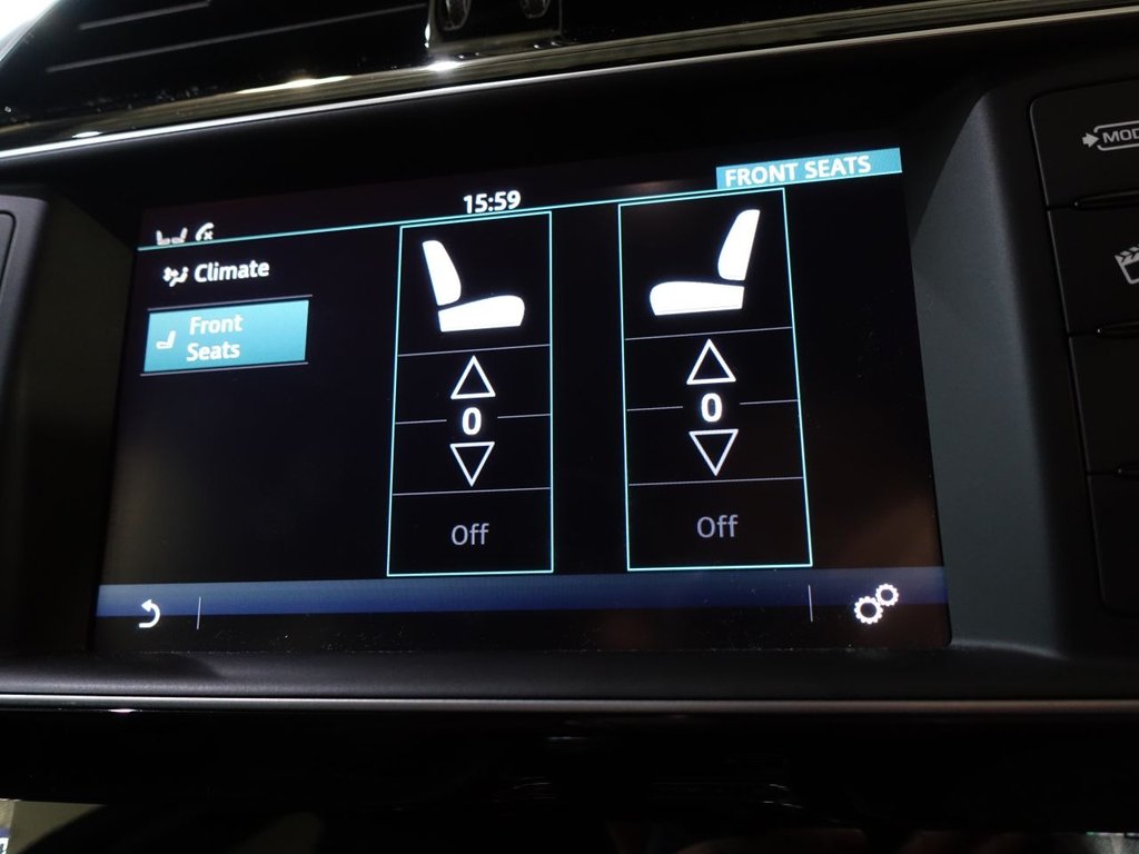 Used Jaguar XE 2016 for sale - 77594381: Photo 32