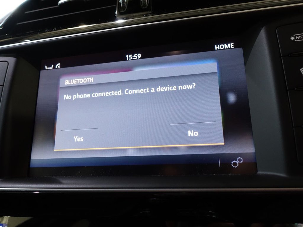 Used Jaguar XE 2016 for sale - 77594381: Photo 33