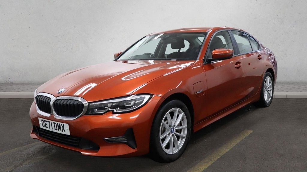 Used BMW 3 Series 2022 for sale - 77276098: Photo 2