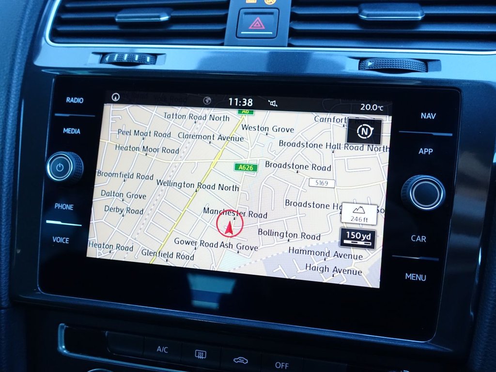 Used Volkswagen Golf 2018 for sale - 76953966: Photo 2