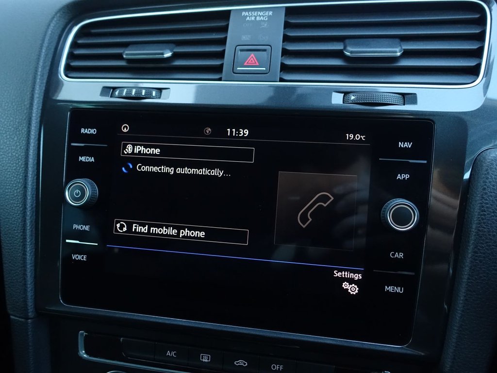 Used Volkswagen Golf 2018 for sale - 76953966: Photo 26