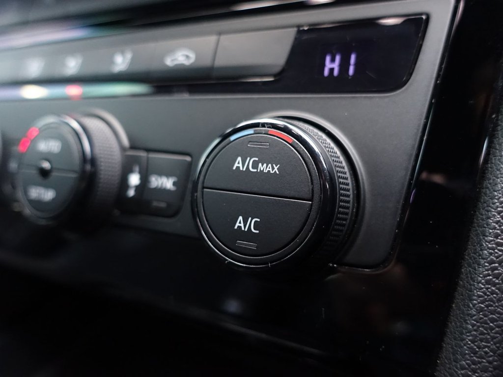 Used SEAT Leon 2019 for sale - 76883130: Photo 38