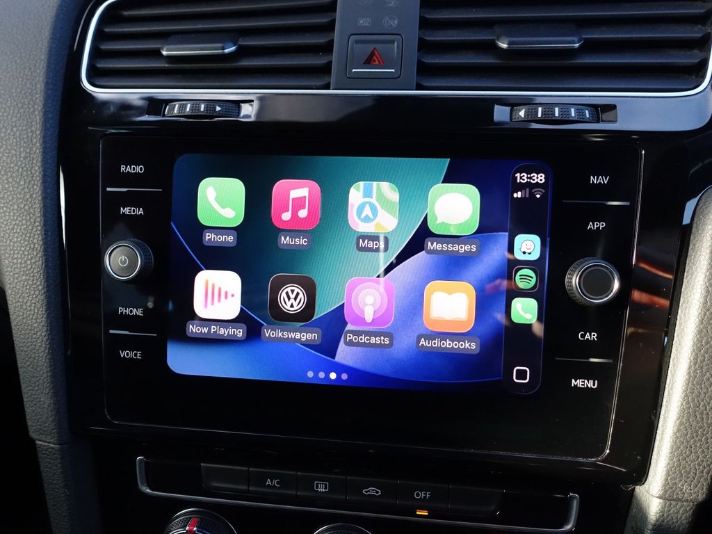 Used Volkswagen Golf 2017 for sale - 76536000: Photo 14