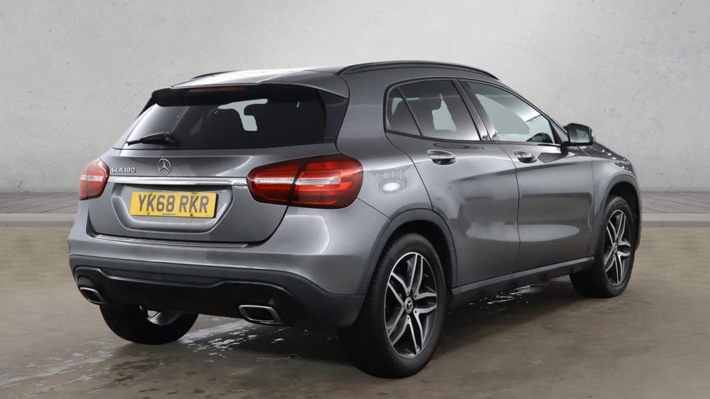 Used Mercedes-Benz GLA 2019 for sale - 77507473: Photo 4