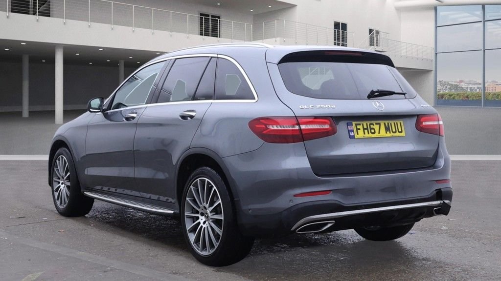 Used Mercedes-Benz GLC 2017 for sale - 76559213: Photo 3