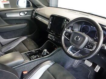 Used Volvo XC40 2020 for sale - 79584819: Photo