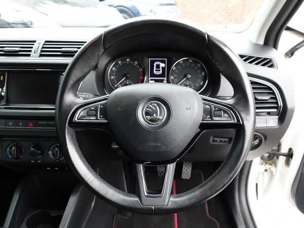 Used Skoda Fabia 2017 for sale - 76147920: Photo 32