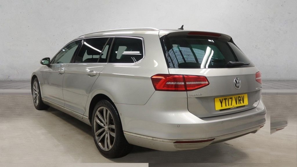 Used Volkswagen Passat 2017 for sale - 77905405: Photo 3