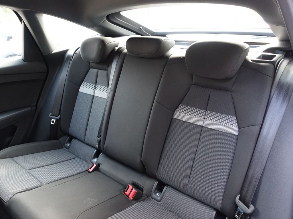 Used Audi Q4 e-tron 2023 for sale - 76081237: Photo 15