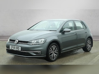 Used Volkswagen Golf 2018 for sale - 77643010: Photo