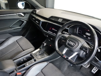 Used Audi Q3 2021 for sale - 79584343: Photo
