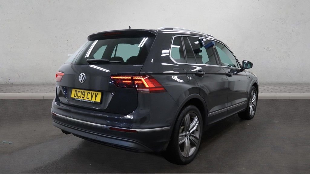 Used Volkswagen Tiguan 2019 for sale - 77583720: Photo 4