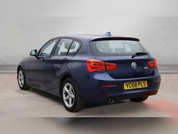 Used BMW 1 Series 2019 for sale - 77101002: Photo