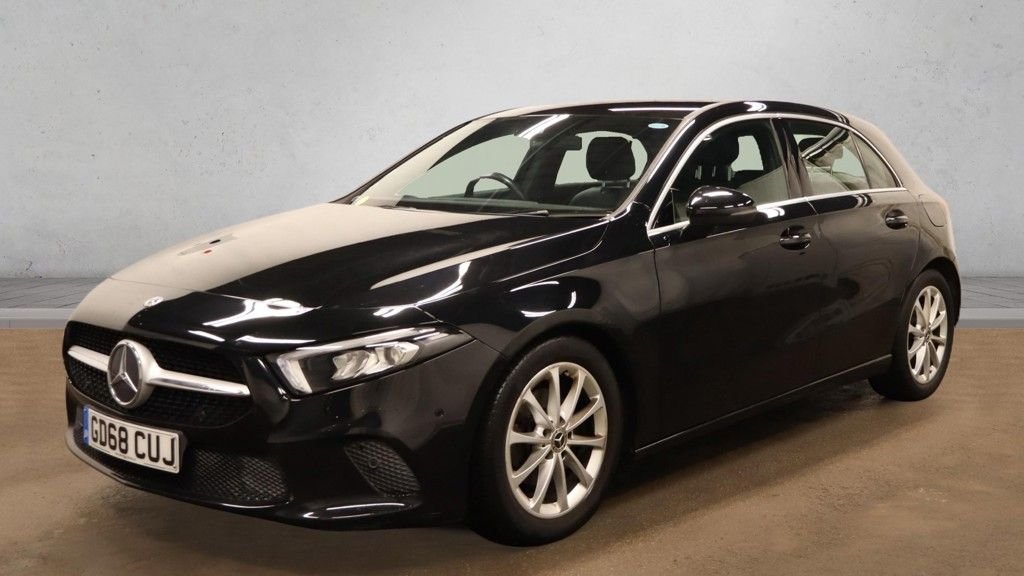 Used Mercedes-Benz A-Class 2019 for sale - 77341738: Photo 2