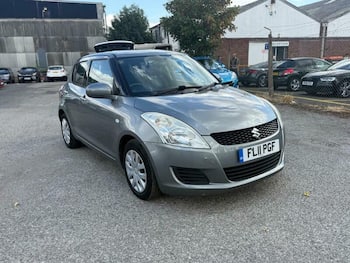 Used Suzuki Swift 2011 for sale - 79713268: Photo