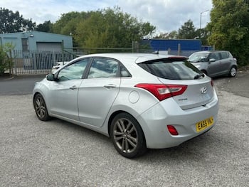 Used Hyundai i30 2015 for sale - 79817516: Photo
