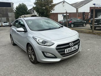 Used Hyundai i30 2015 for sale - 79817516: Photo