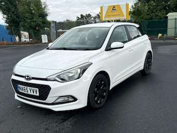 Used Hyundai i20 2015 for sale - 79713267: Photo