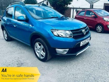 Used Dacia Sandero Stepway 2015 for sale - 79713282: Photo