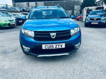 Used Dacia Sandero Stepway 2015 for sale - 79713282: Photo